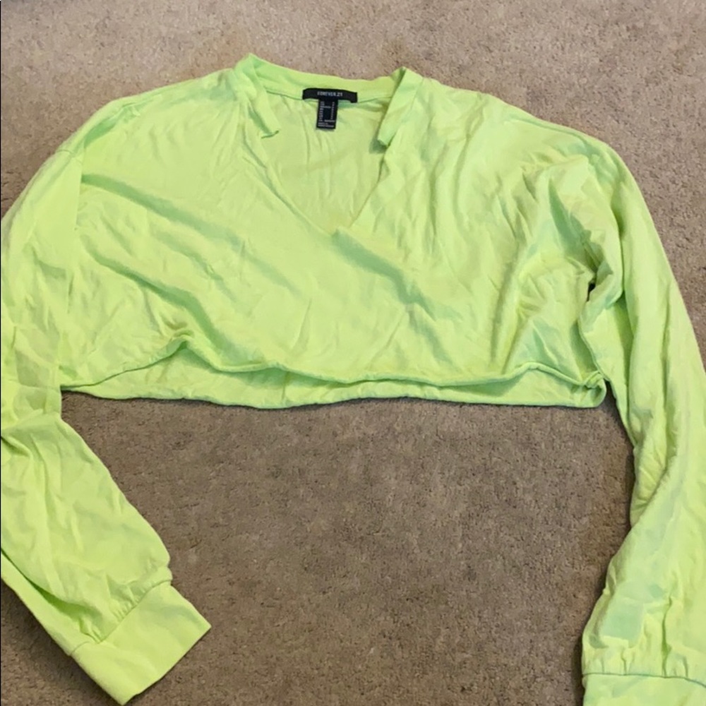 Pastel cropped tee